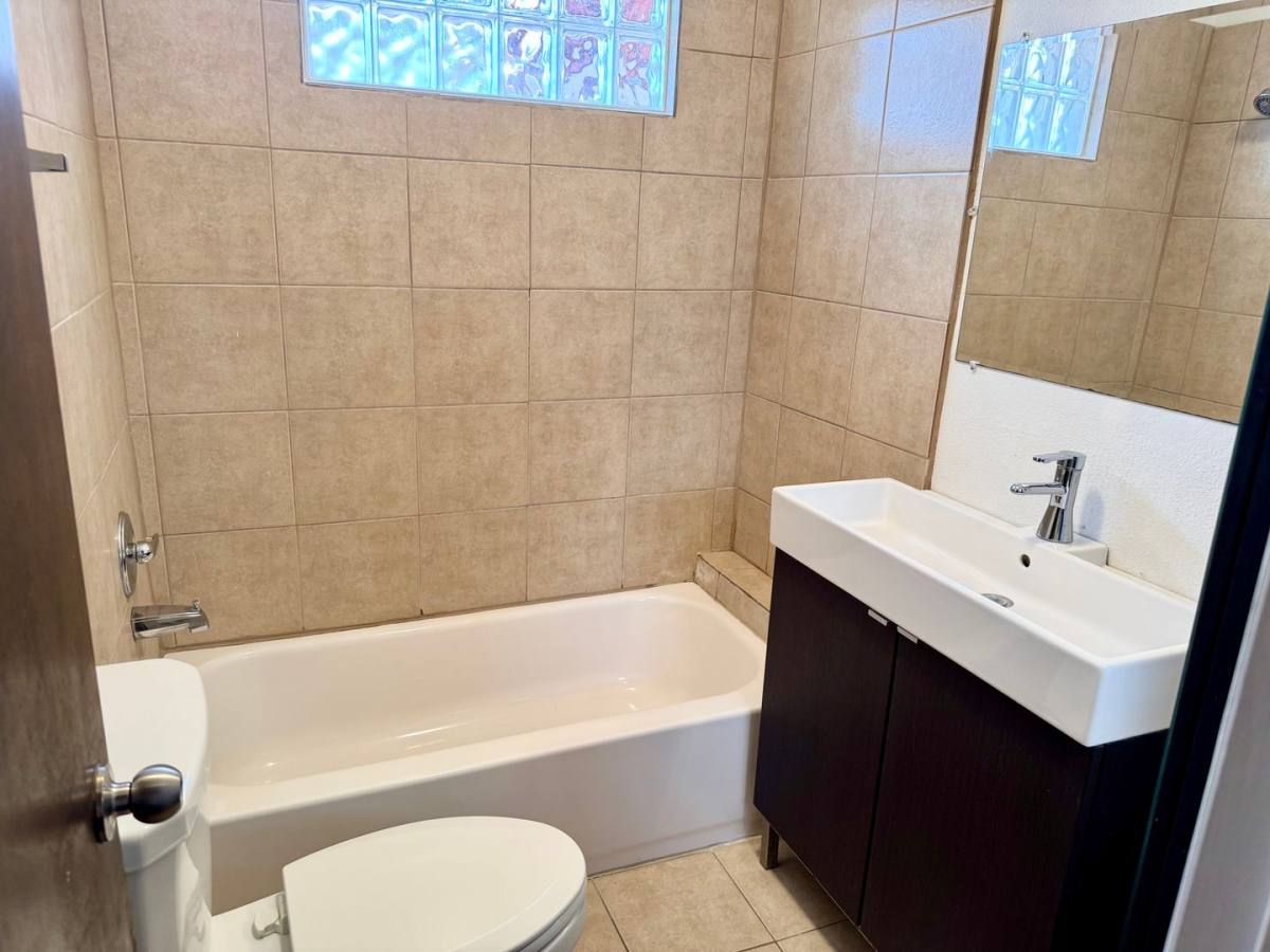 Apartment for rent at 401 Dora St, San Antonio, TX 78212