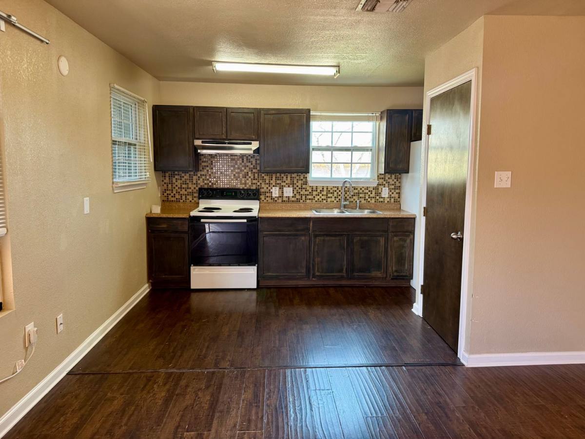 Apartment for rent at 401 Dora St, San Antonio, TX 78212