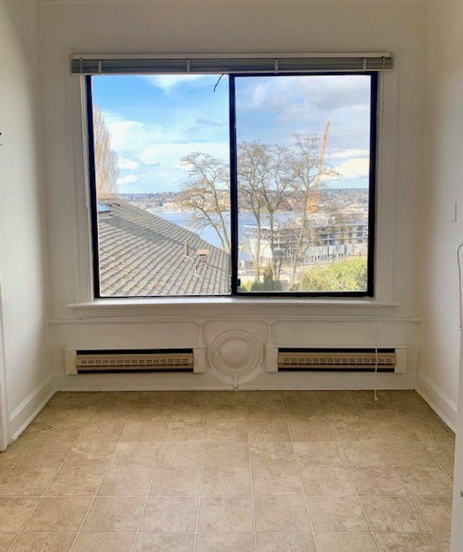Apartment for rent at 903 Bellevue Place E, Seattle, WA 98102