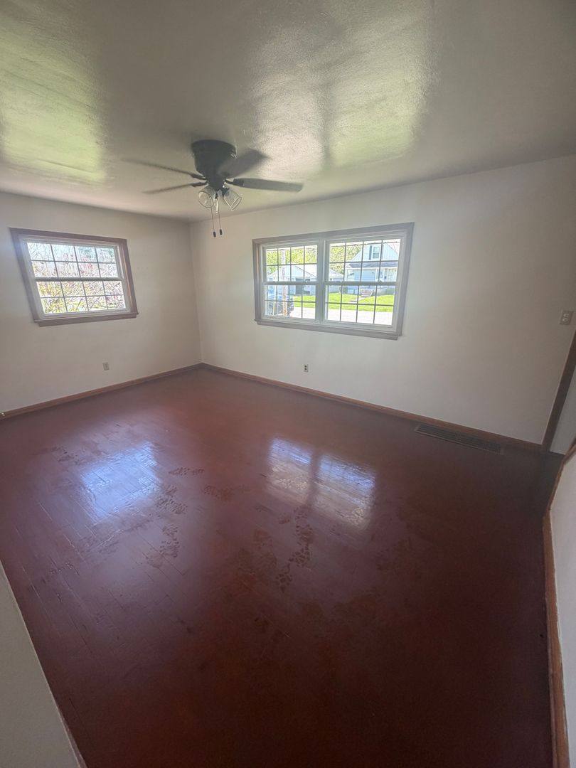 House for rent at 1434 W 39th, Erie, PA 16509