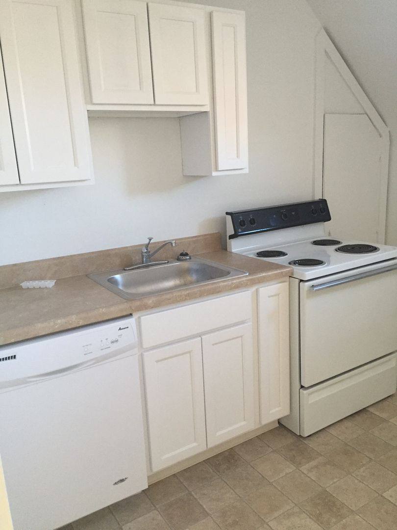 Apartment for rent at 3400 Ormond Ave, Cincinnati, OH 45220