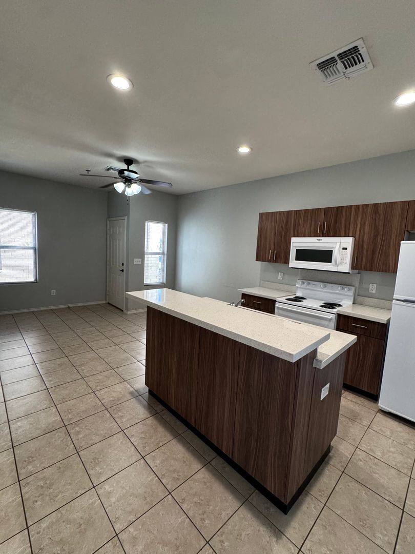 Apartment for rent at 1005 Garfield Ave, Harlingen, TX 78552