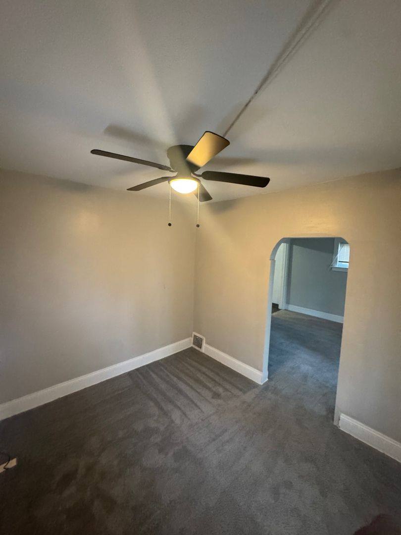 Apartment for rent at 2833 E 127th St, Cleveland, OH 44120