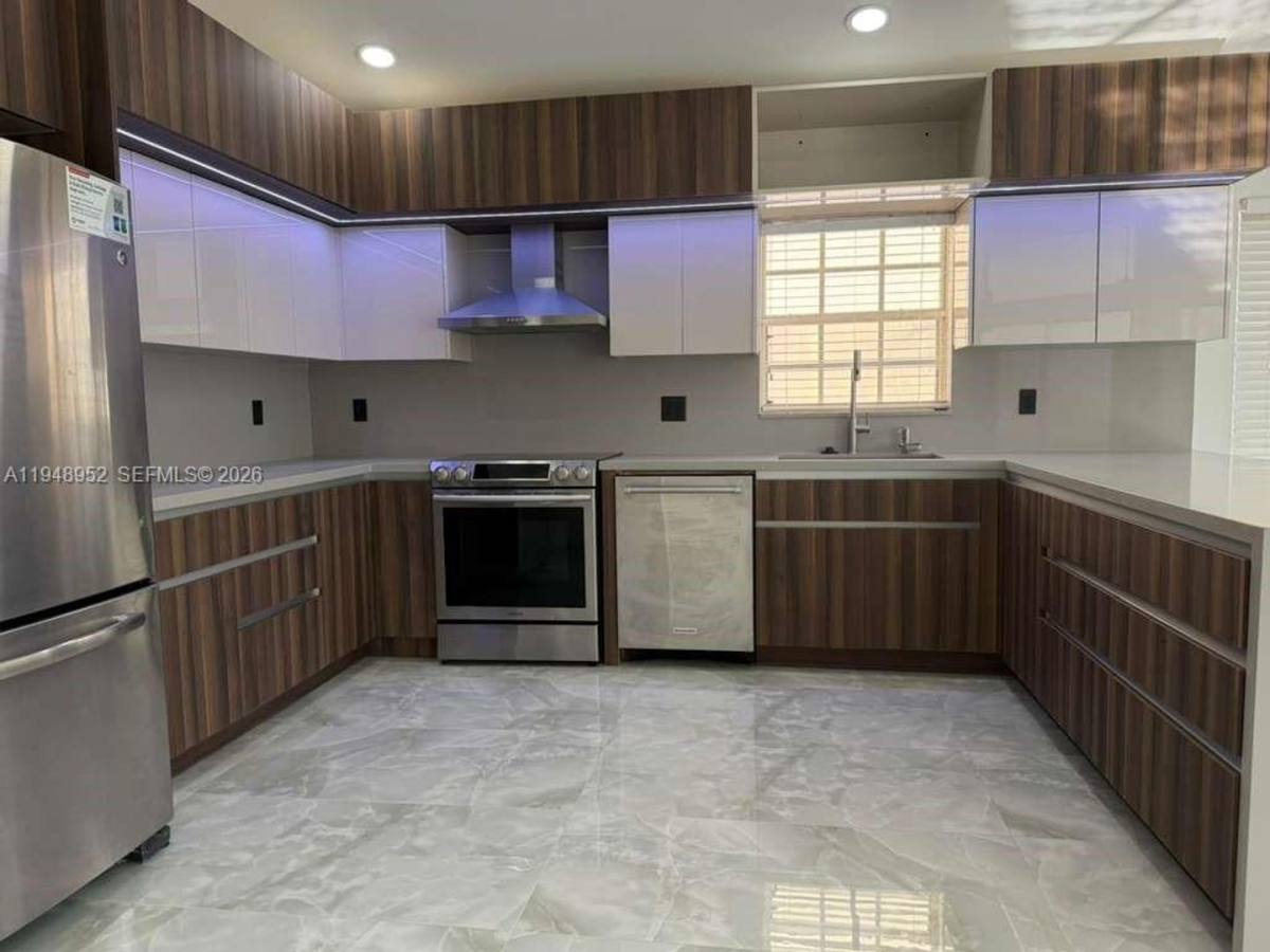 House for rent at 189 Cameron Drive, Weston, Floor, Fort Lauderdale, FL 33326