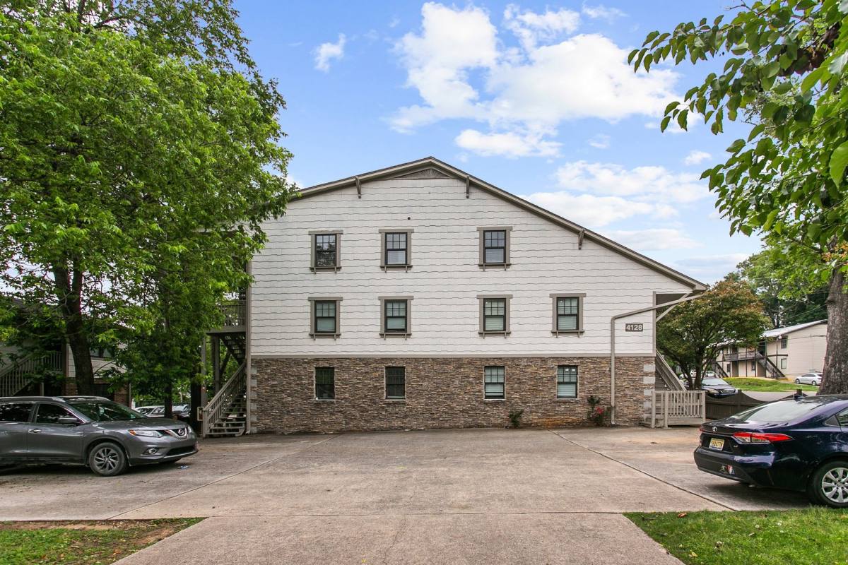 Apartment for rent at 4112 5th Ave S, Birmingham, AL 35222