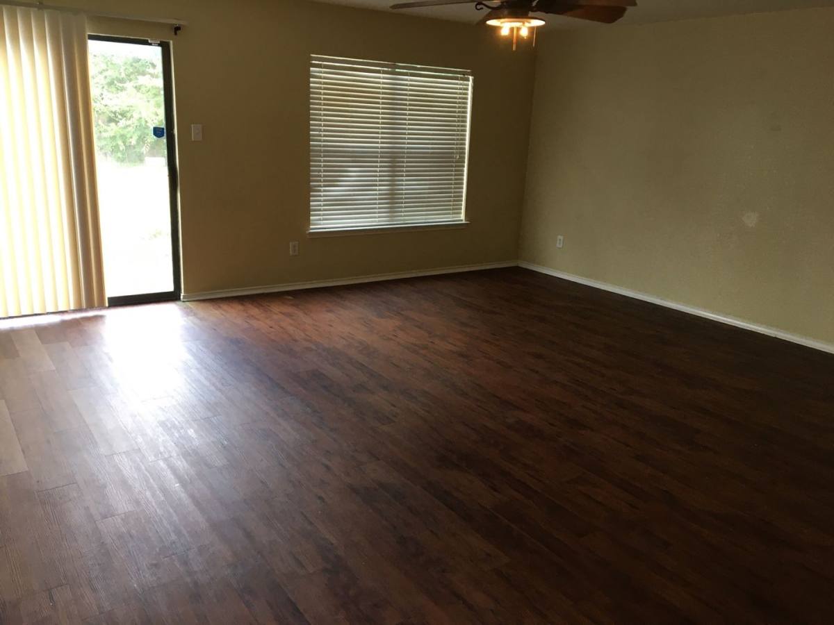 House for rent at 10328 Garbacz Dr, Austin, TX 78748