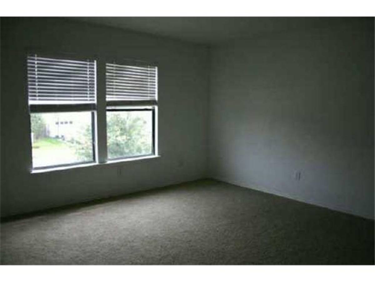 House for rent at 10328 Garbacz Dr, Austin, TX 78748