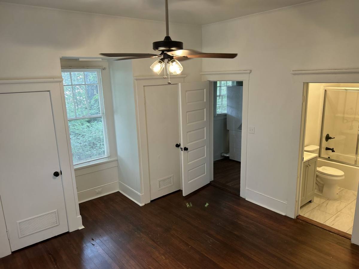 Apartment for rent at 908 1st Ave, Opelika, AL 36801