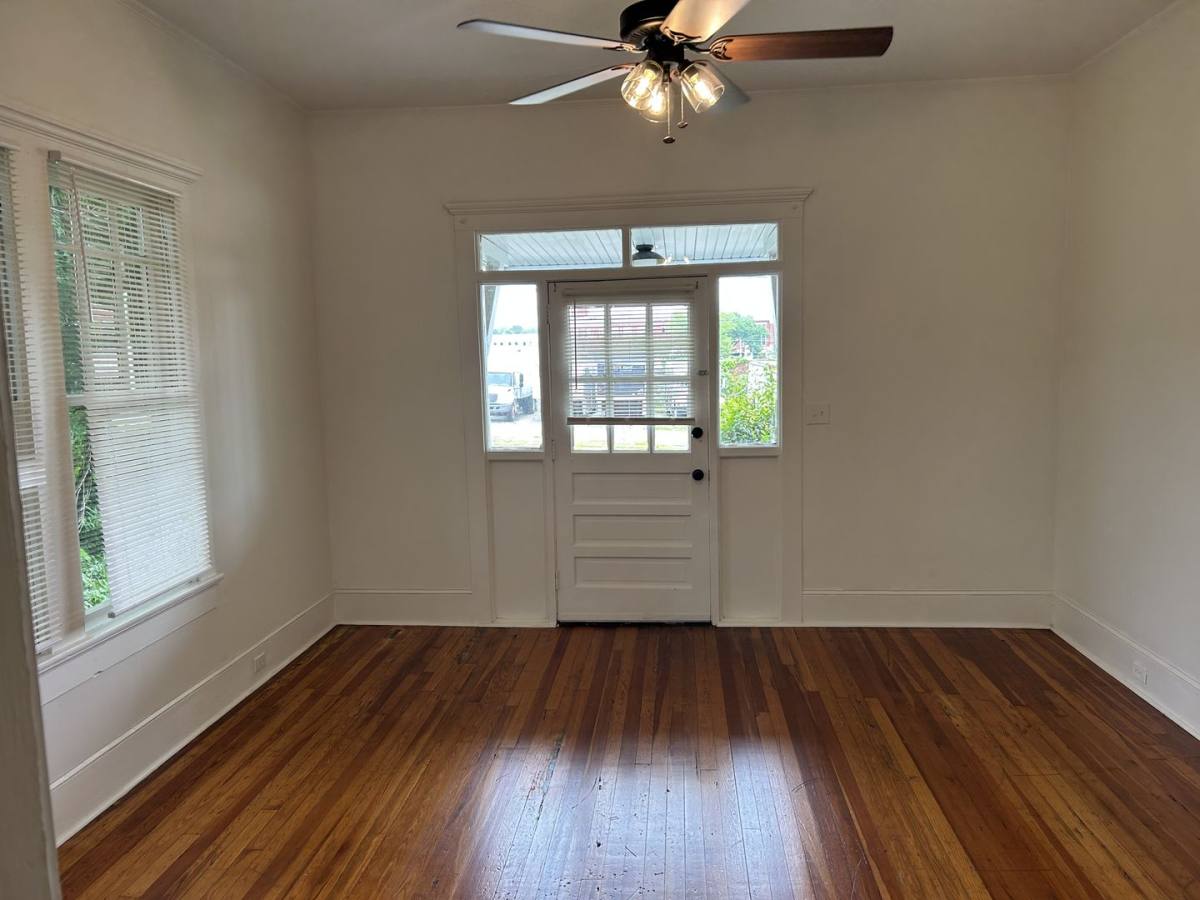 Apartment for rent at 908 1st Ave, Opelika, AL 36801