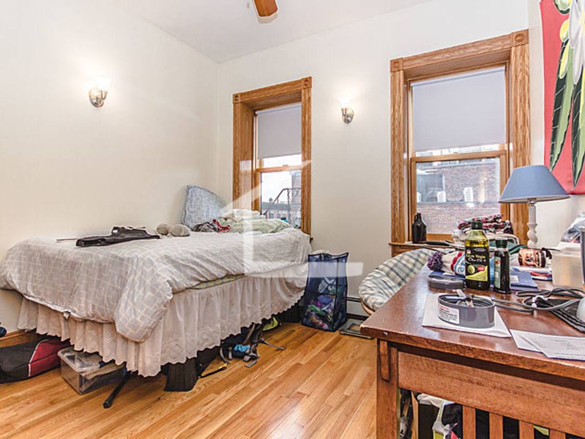 Apartment for rent at 93 Myrtle St #2, Boston, MA 02114