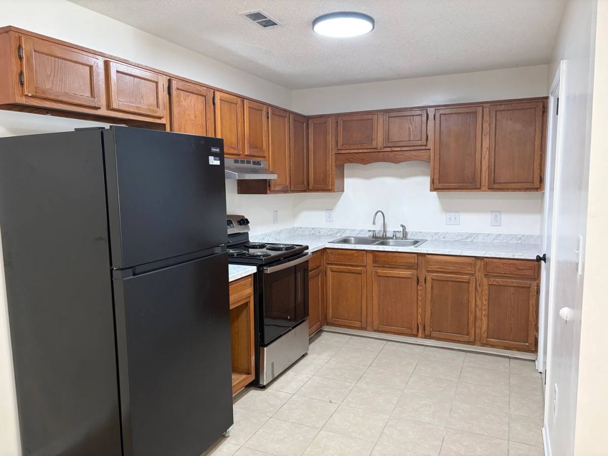 Apartment for rent at 2701 McIntosh Dr, Columbia, TN 38401