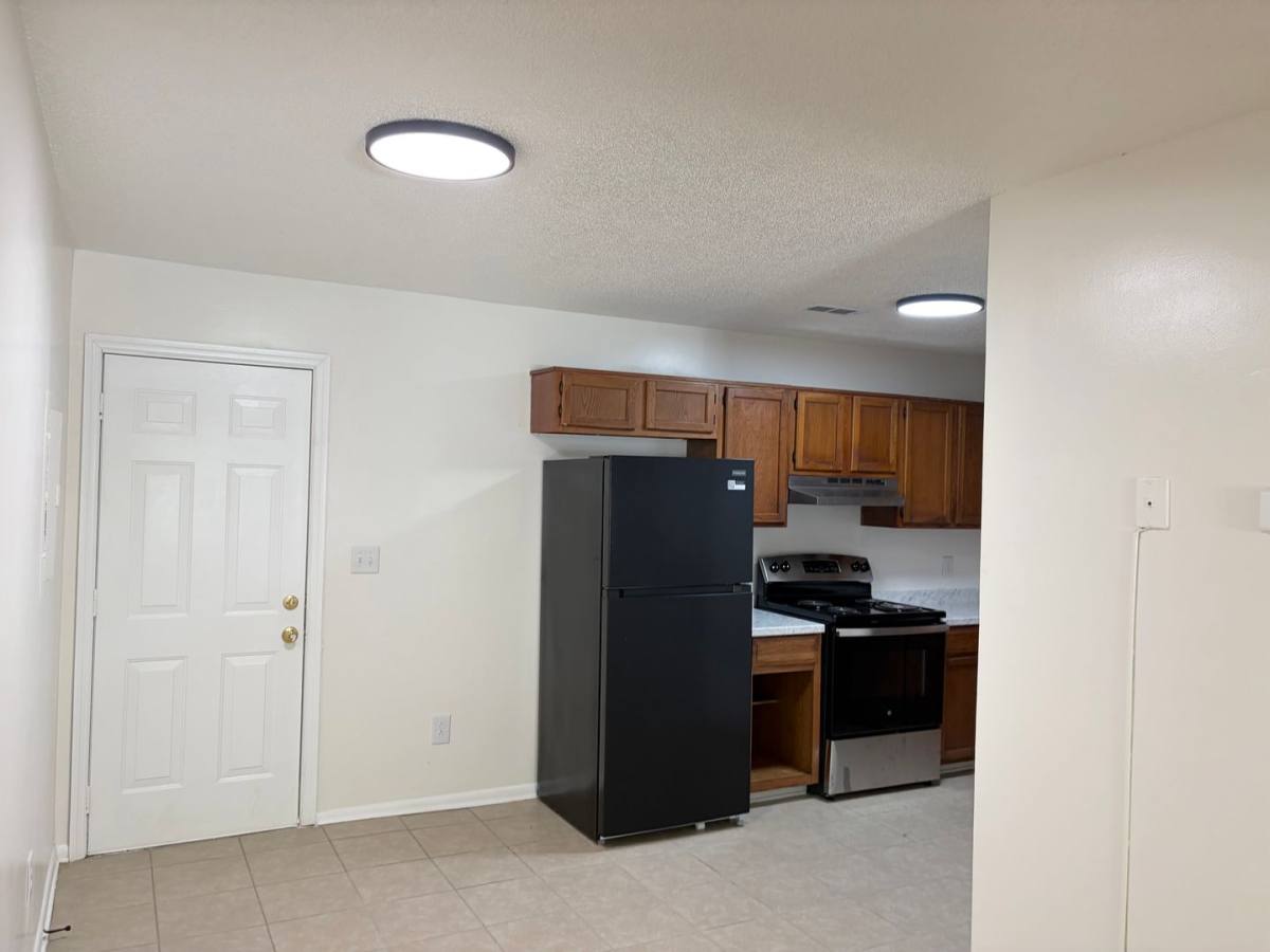 Apartment for rent at 2701 McIntosh Dr, Columbia, TN 38401