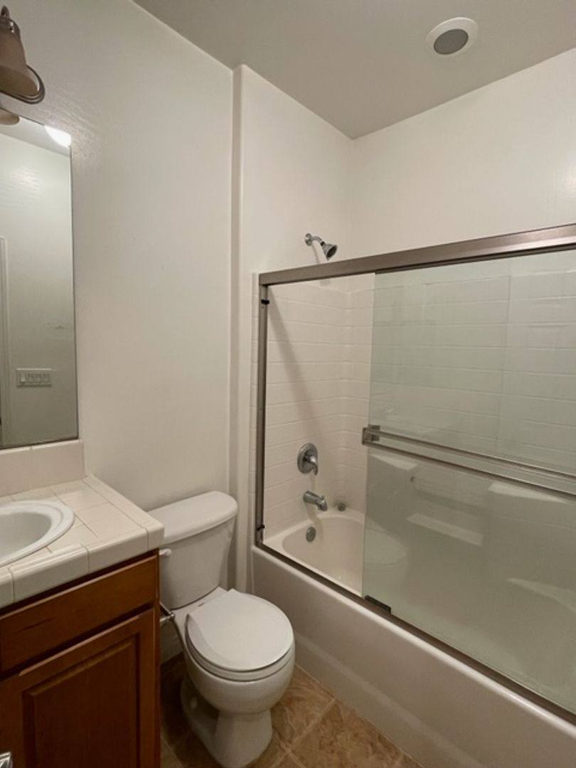 House for rent at 11702 Morgan Hill Dr, Bakersfield, CA 93312