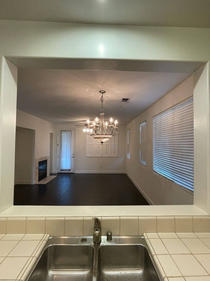 House for rent at 11702 Morgan Hill Dr, Bakersfield, CA 93312