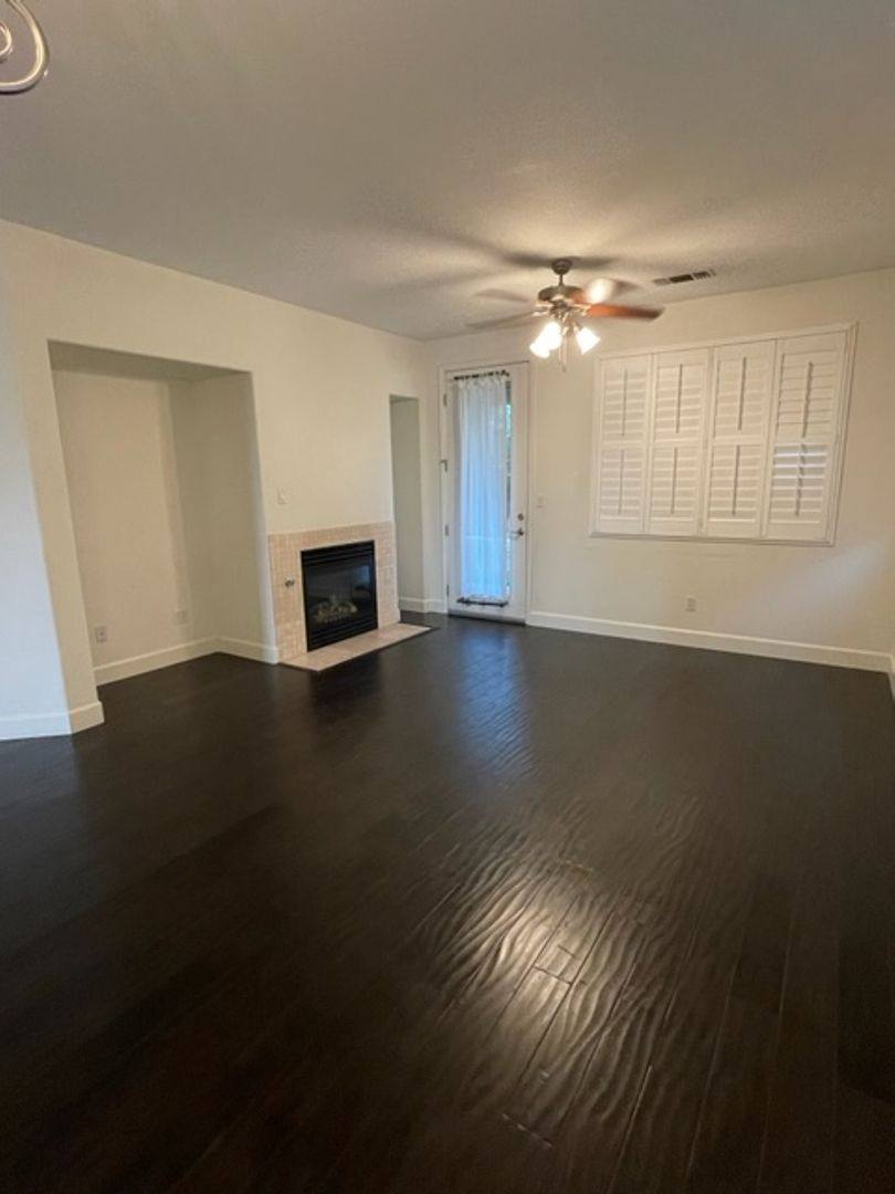 House for rent at 11702 Morgan Hill Dr, Bakersfield, CA 93312