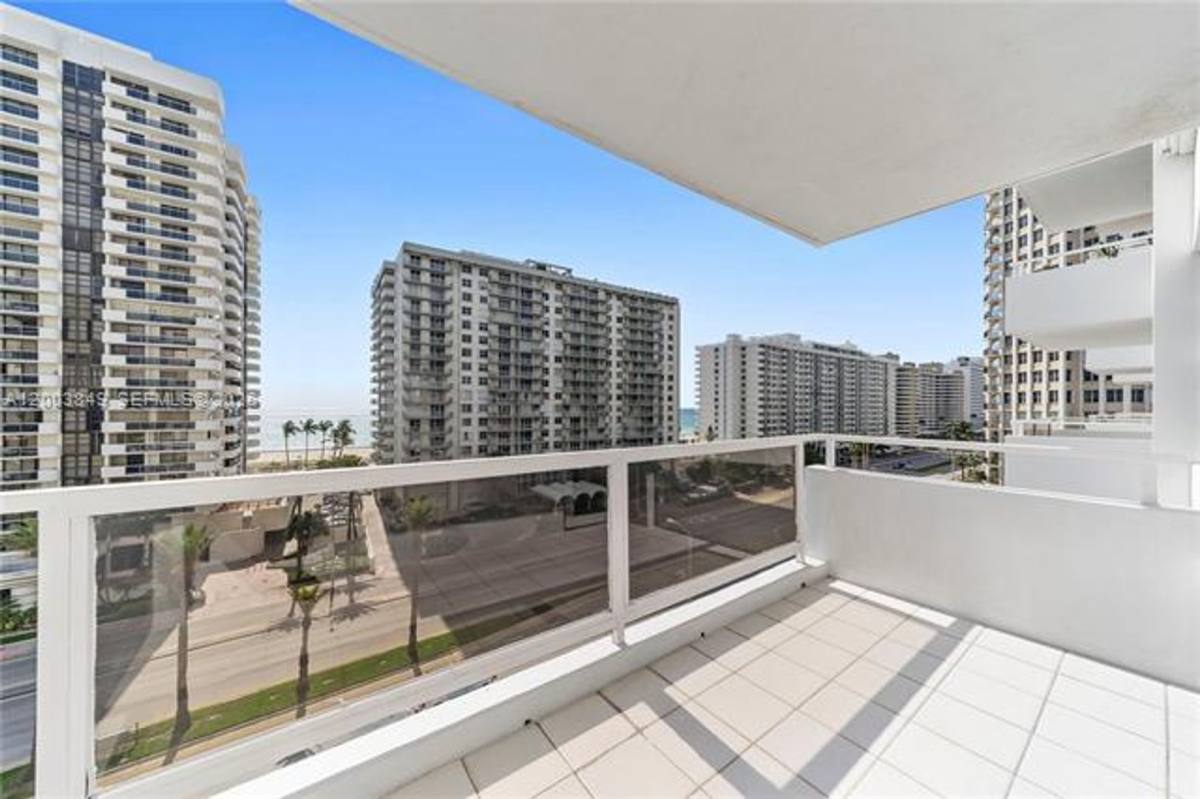 Apartment for rent at 5700 Collins Ave, Miami Beach, FL 33140