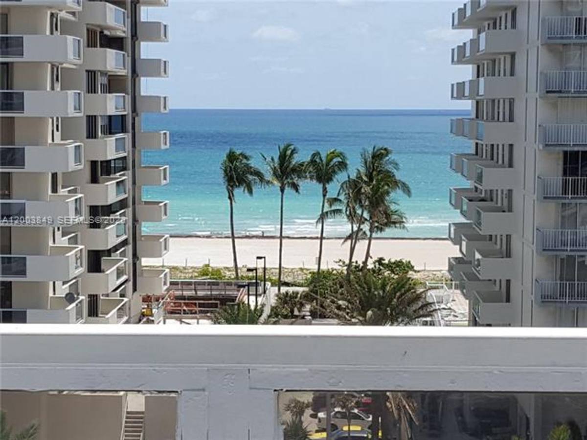 Apartment for rent at 5700 Collins Ave, Miami Beach, FL 33140