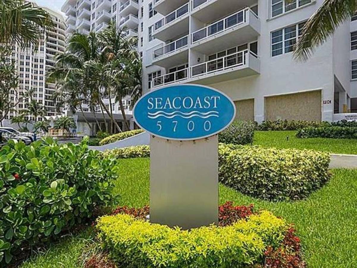 Apartment for rent at 5700 Collins Ave, Miami Beach, FL 33140