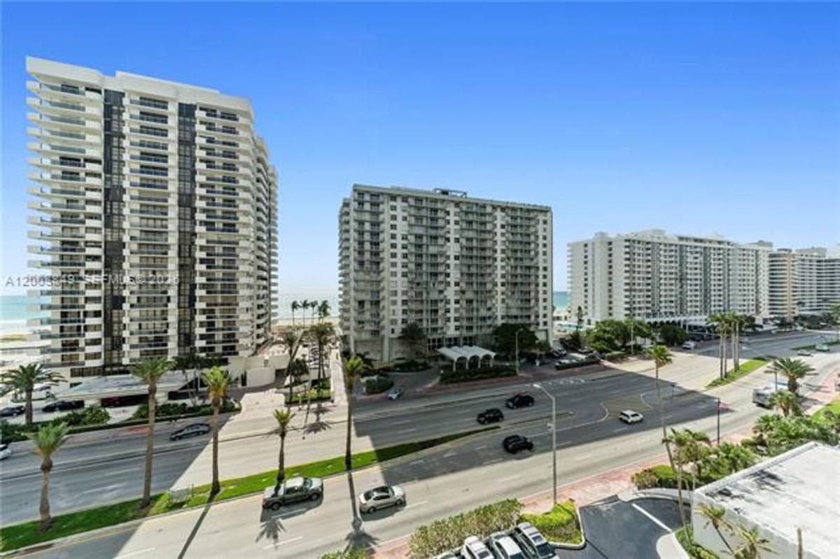 Apartment for rent at 5700 Collins Ave, Miami Beach, FL 33140