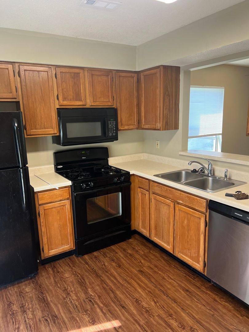 Apartment for rent at 630-632 W Country Squire Court, Columbia, MO 65202