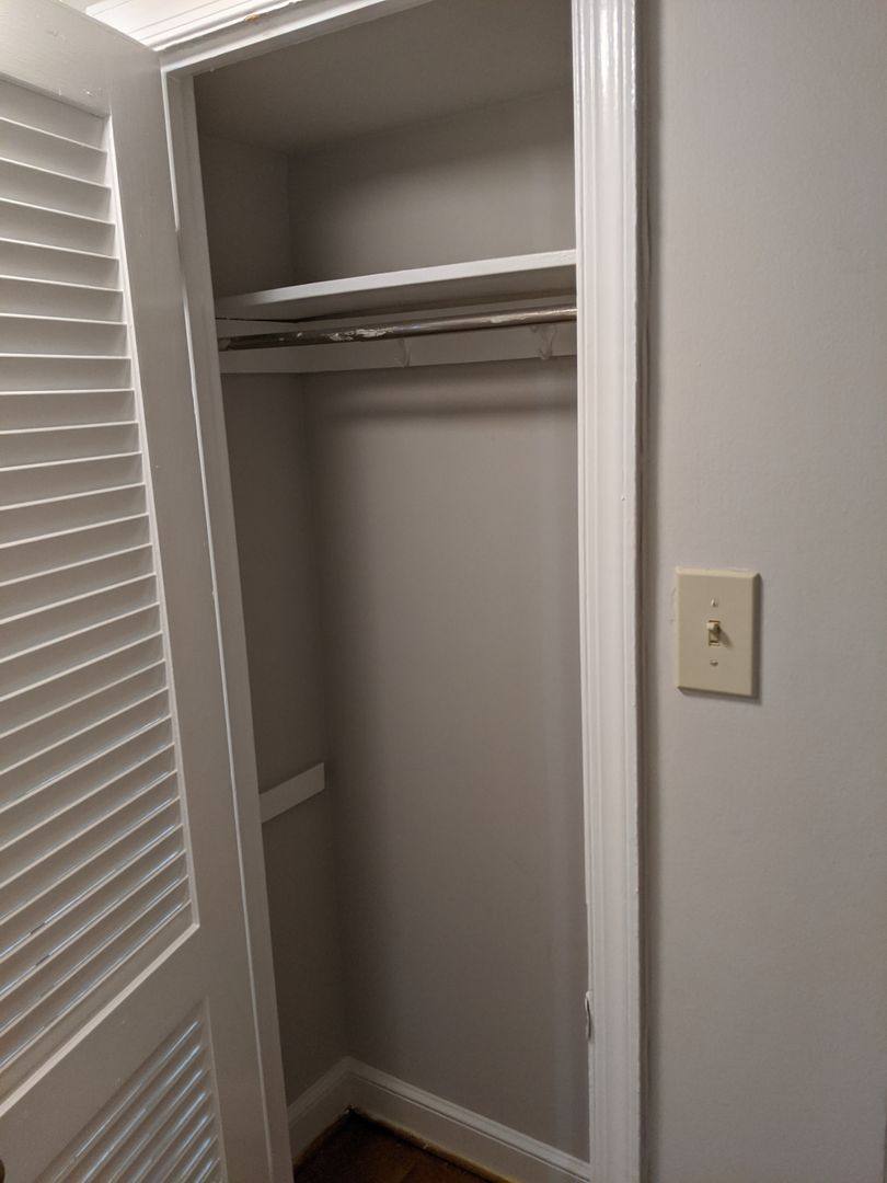 Apartment for rent at 945 25th St NW, Washington, DC 20037