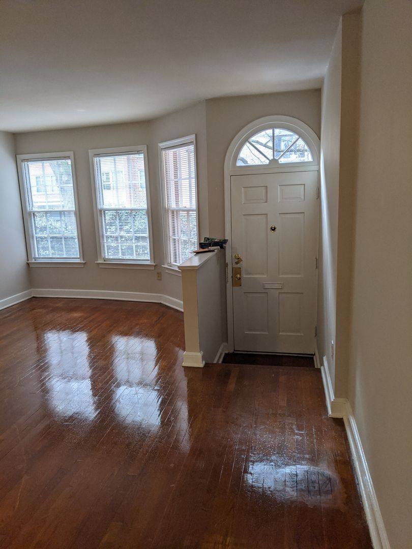 Apartment for rent at 945 25th St NW, Washington, DC 20037