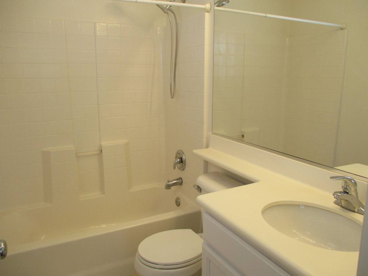 Townhouse for rent at 710 Caminito Valiente, Chula Vista, CA 91911