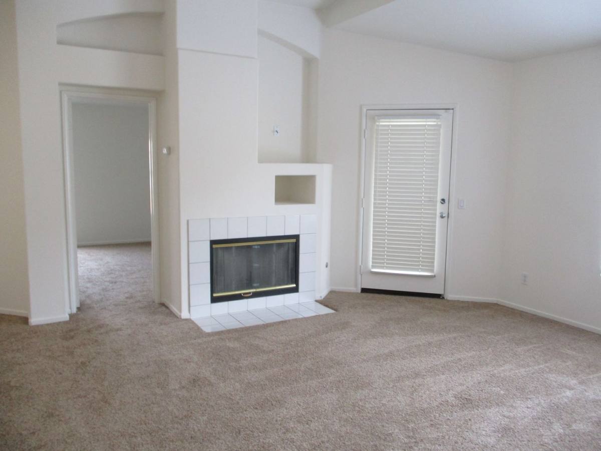 Townhouse for rent at 710 Caminito Valiente, Chula Vista, CA 91911