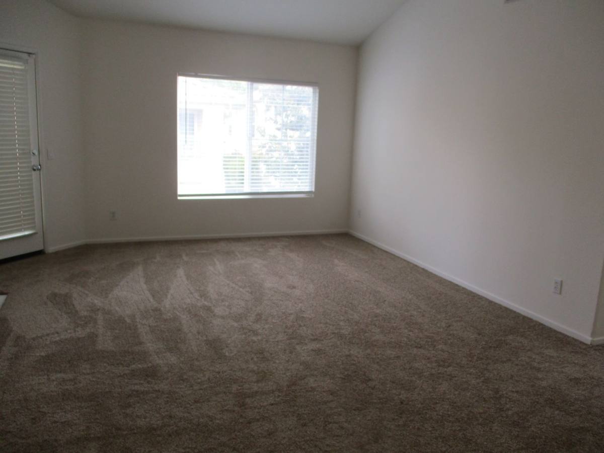 Townhouse for rent at 710 Caminito Valiente, Chula Vista, CA 91911