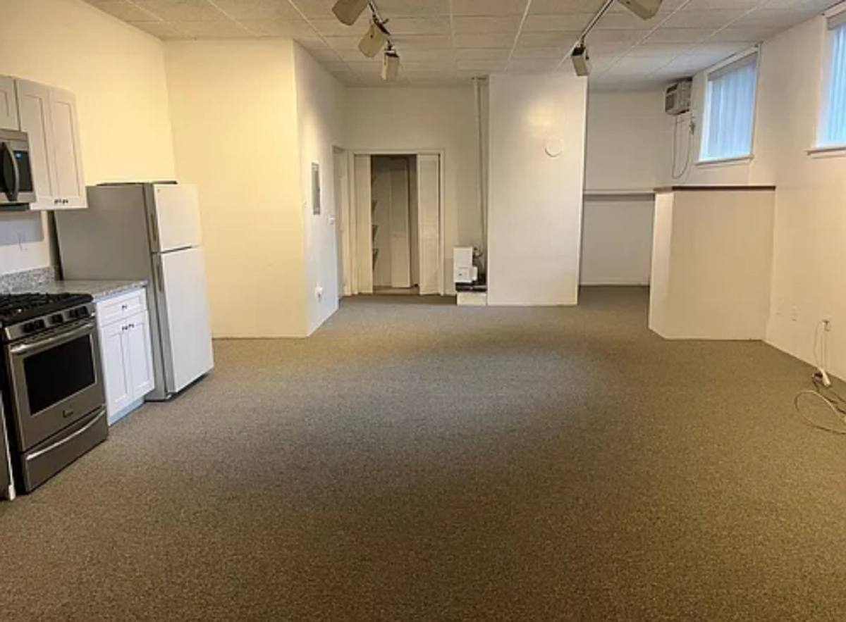 Apartment for rent at 416 Bloomfield Ave, Montclair, NJ 07042