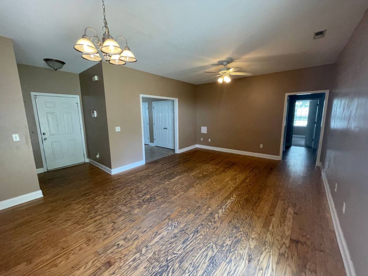 House for rent at 375 Lullwater Dr, Wilmington, NC 28403