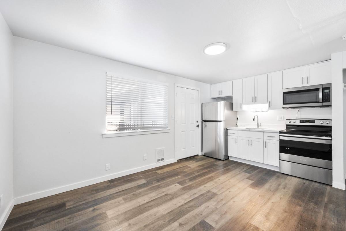 Apartment for rent at 9252 17th Ave SW, Seattle, WA 98106