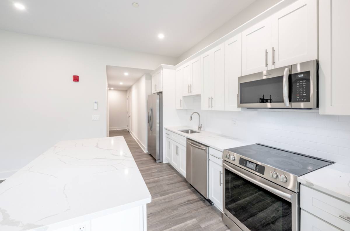 Apartment for rent at 34 Knight St, Providence, RI 02909