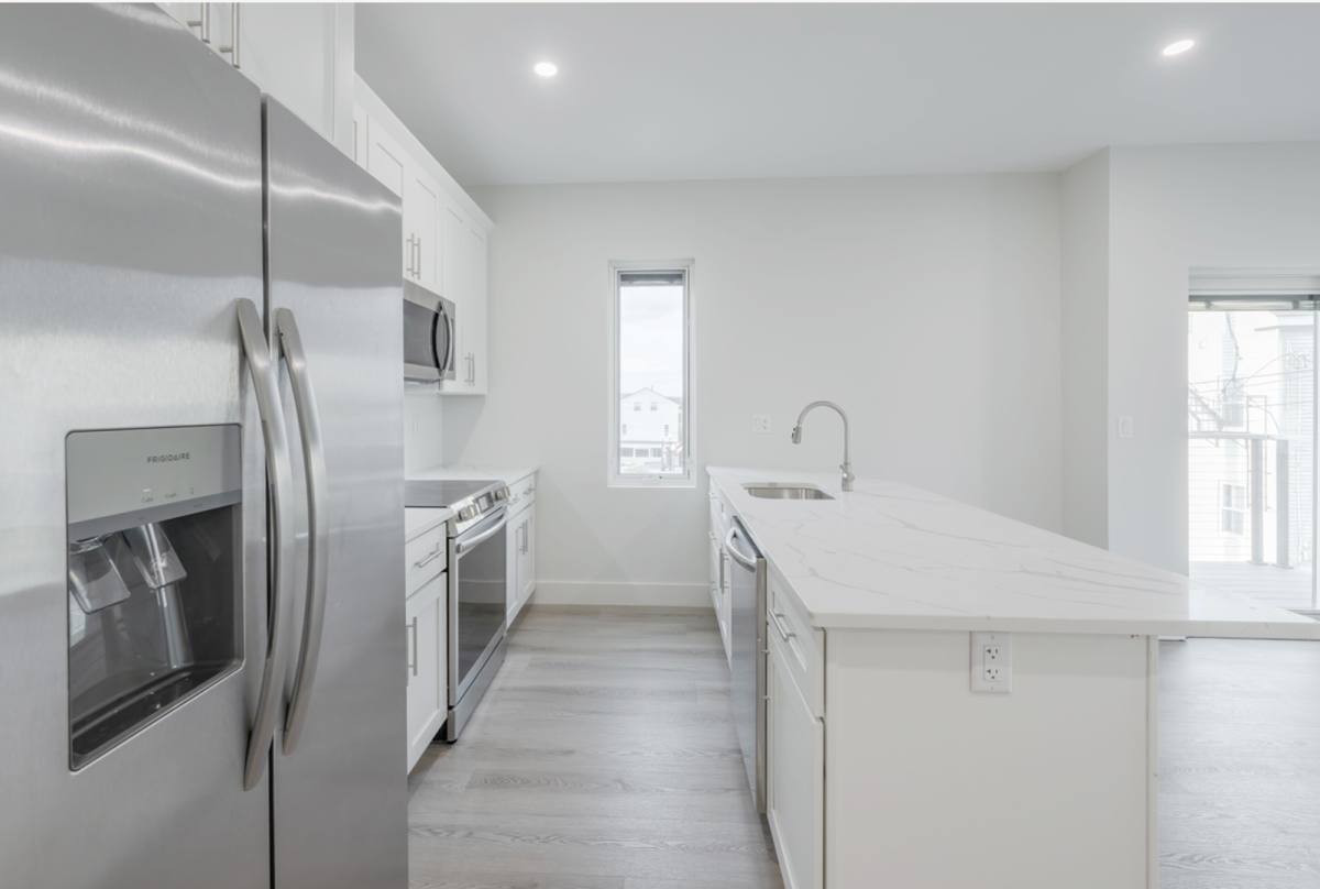 Apartment for rent at 34 Knight St, Providence, RI 02909