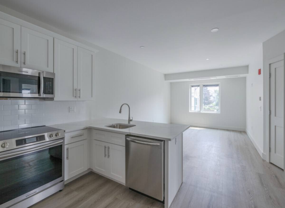 Apartment for rent at 34 Knight St, Providence, RI 02909