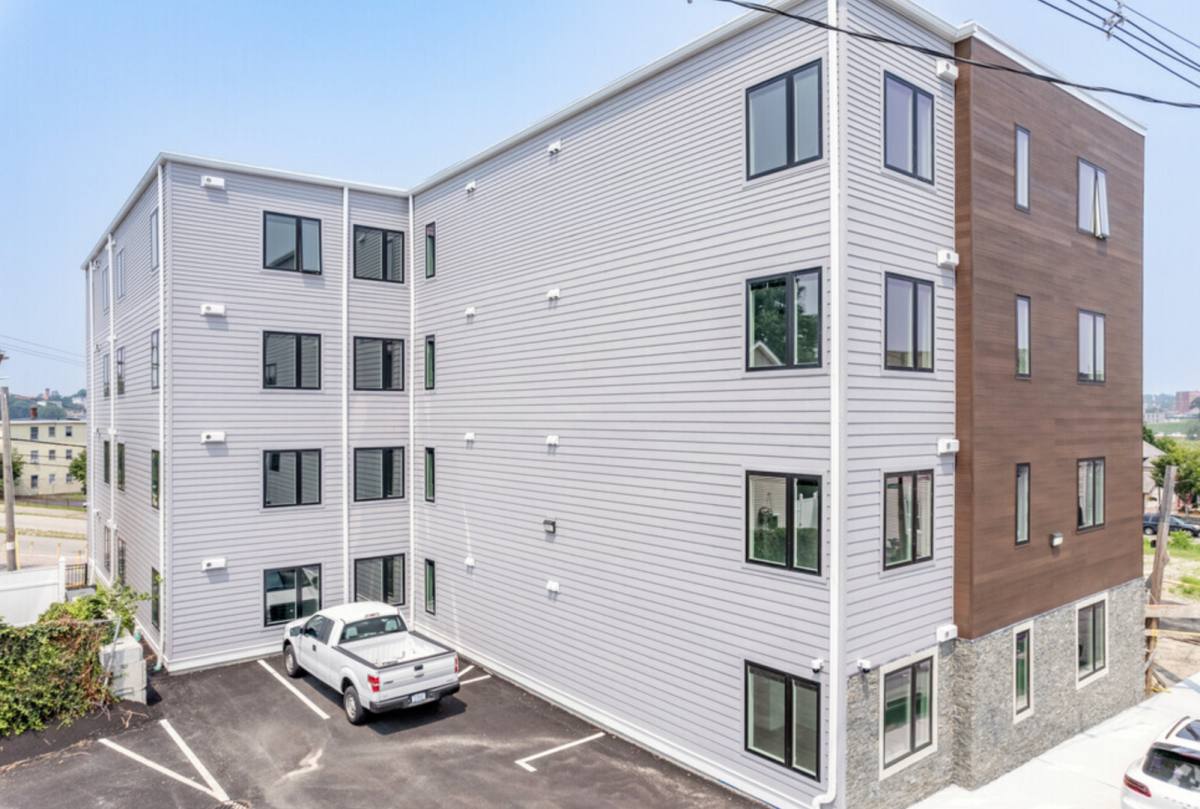 Apartment for rent at 34 Knight St, Providence, RI 02909