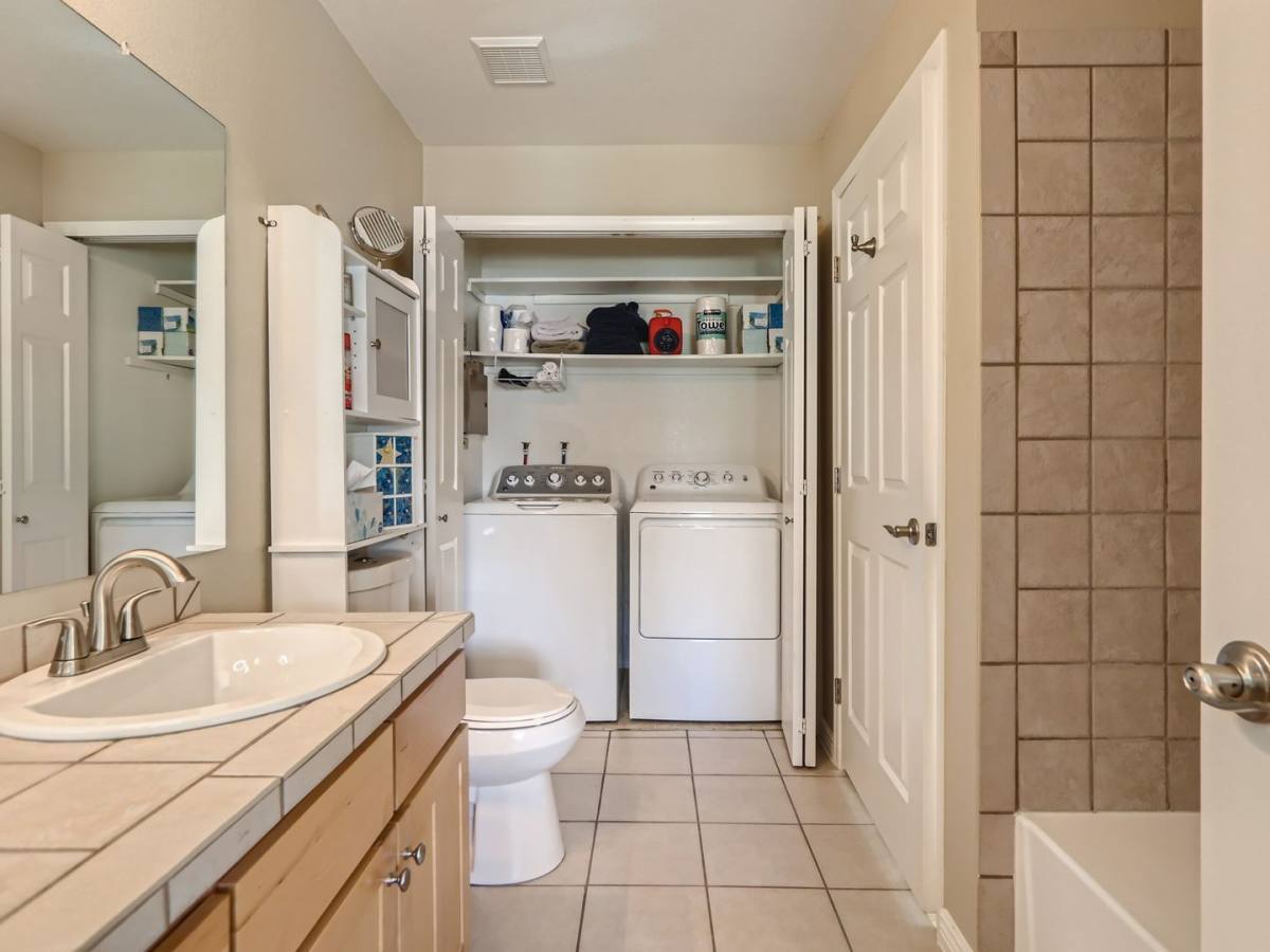 House for rent at 8643 E Dry Creek Rd, Englewood, CO 80112