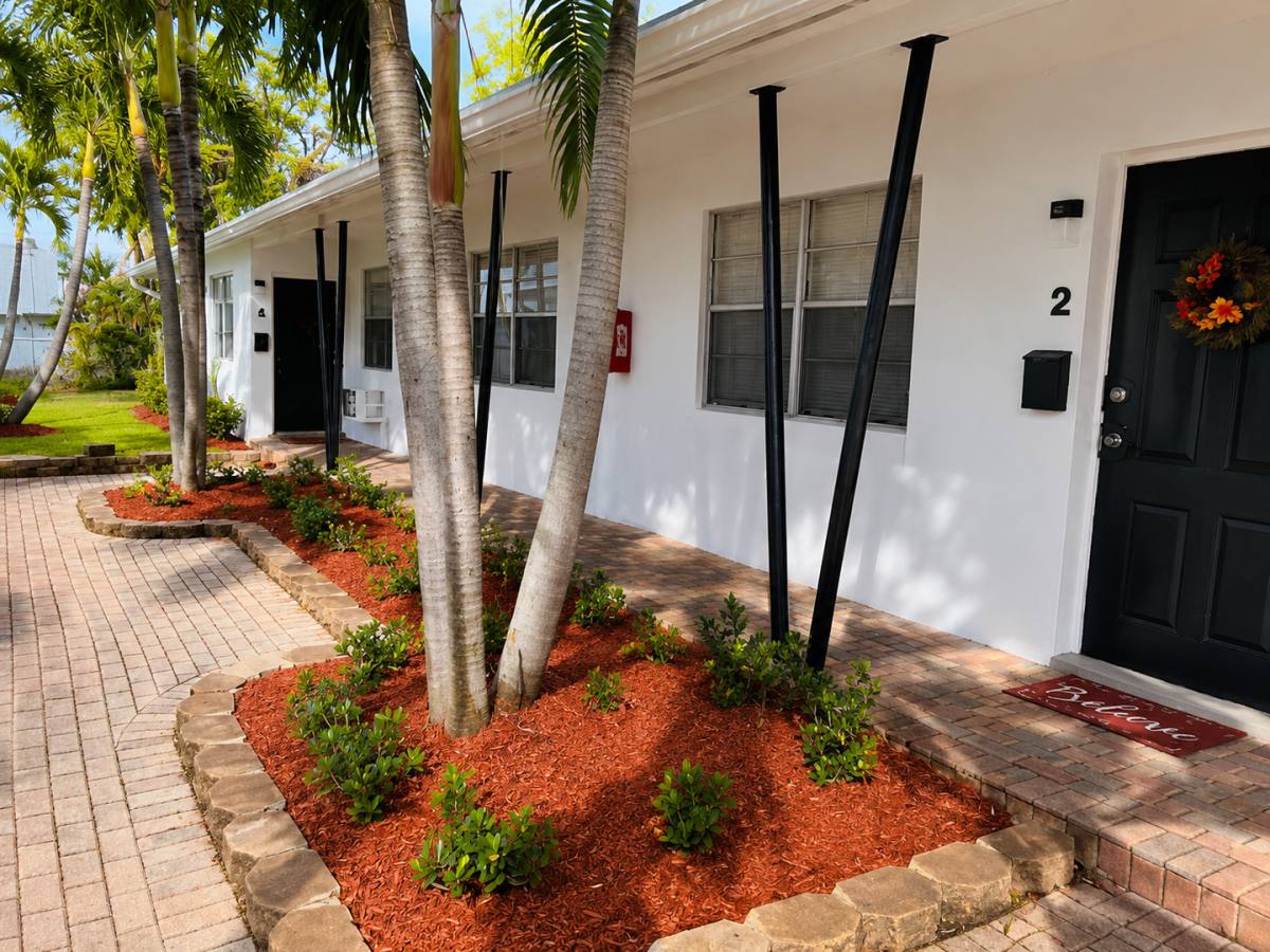 Apartment for rent at 105 SW 18th Ave, Fort Lauderdale, FL 33312