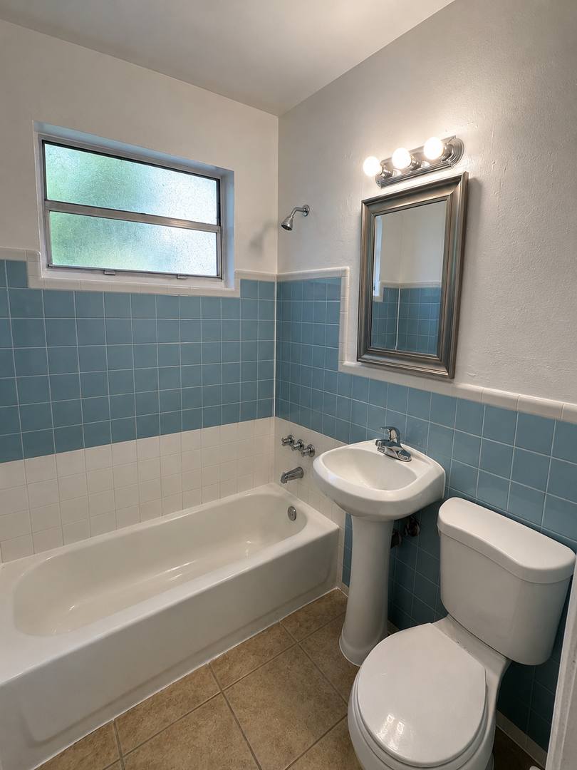 Apartment for rent at 105 SW 18th Ave, Fort Lauderdale, FL 33312
