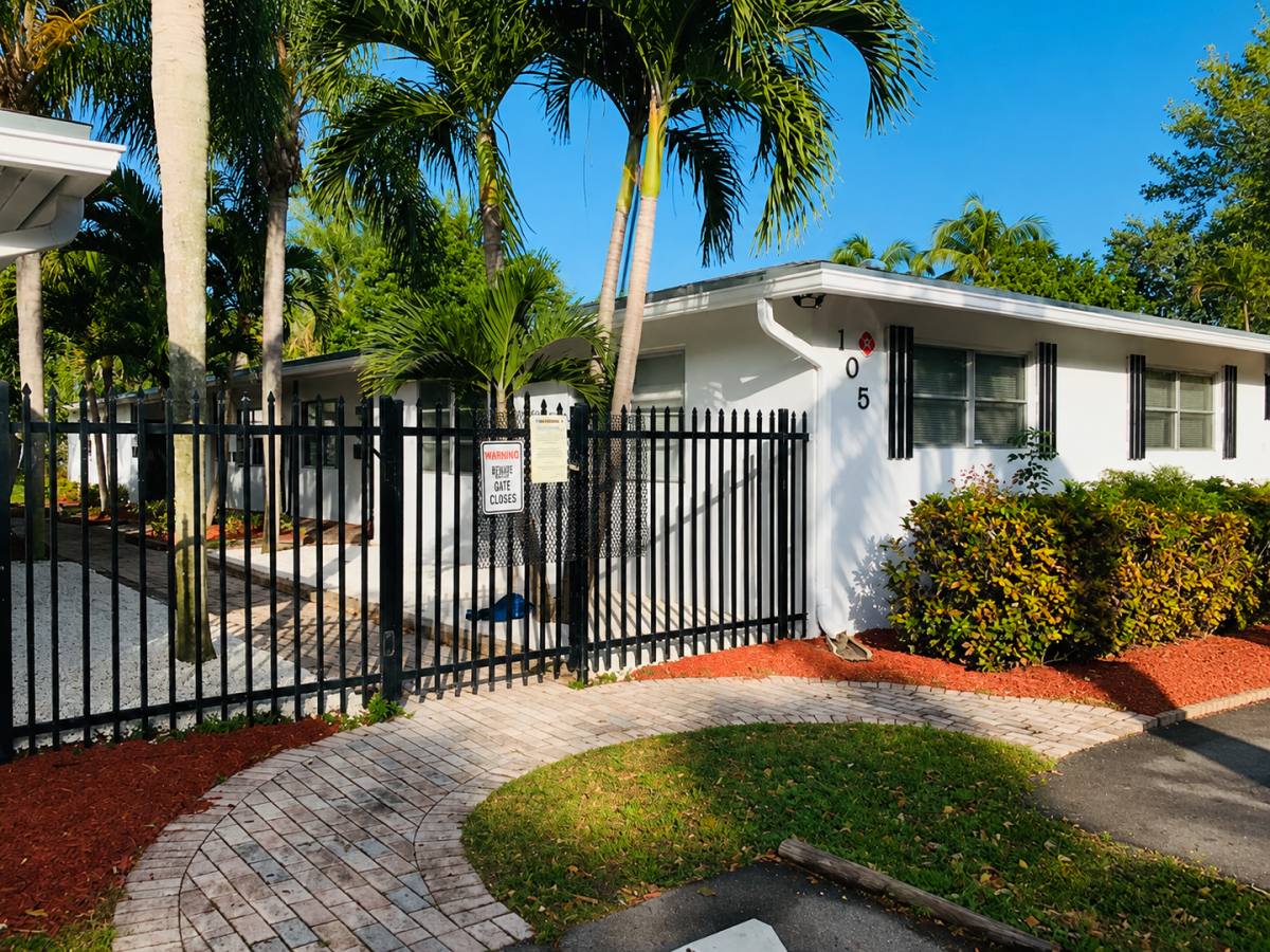 Apartment for rent at 105 SW 18th Ave, Fort Lauderdale, FL 33312