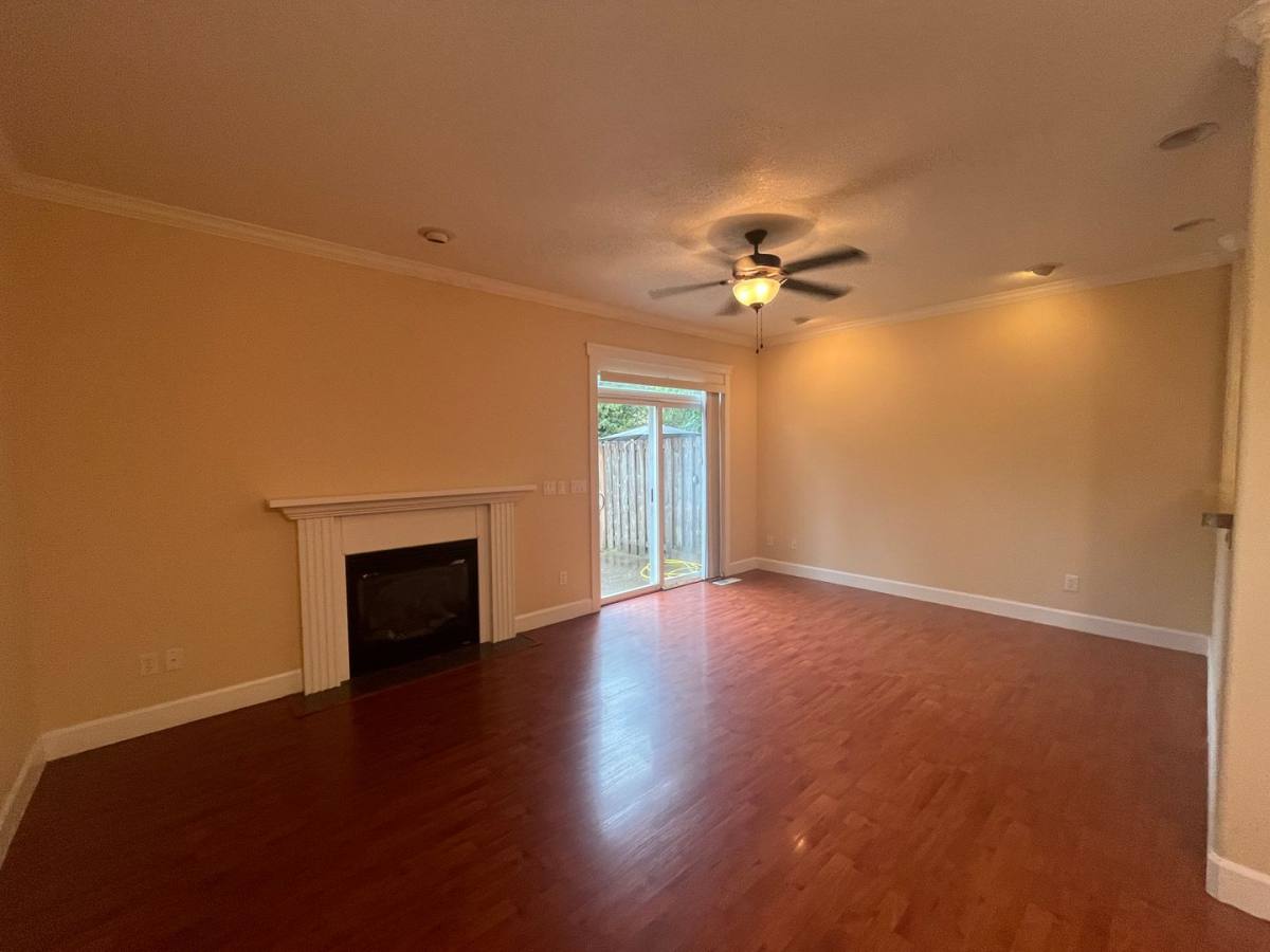 House for rent at 1242 SE Roberts Ave, Gresham, OR 97080
