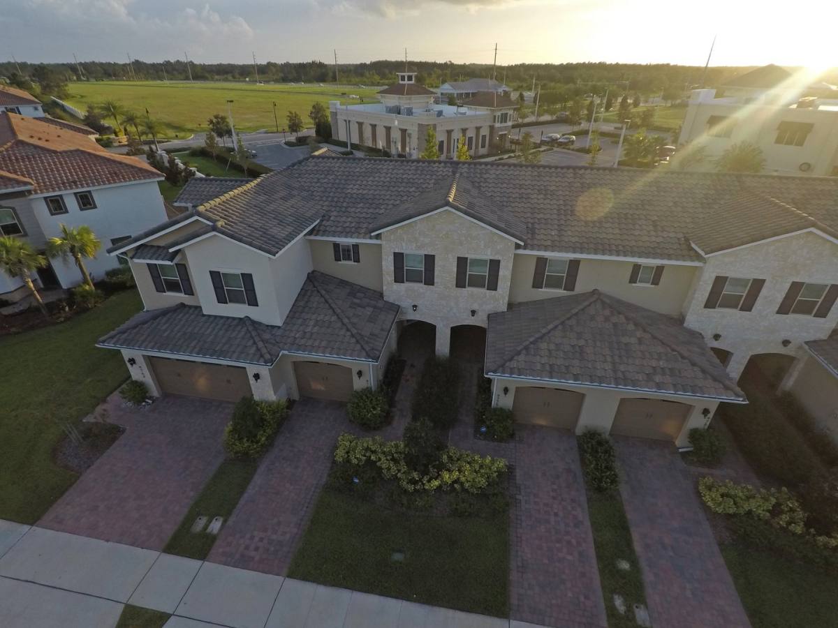 Townhouse for rent at 9769 Winnington St, Orlando, FL 32832