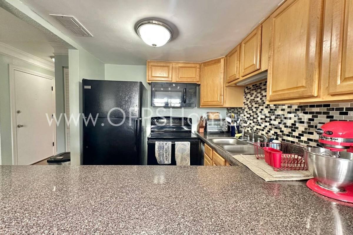 Condo for rent at 308 Miracle Strip Parkway SW, Fort Walton Beach, FL 32548