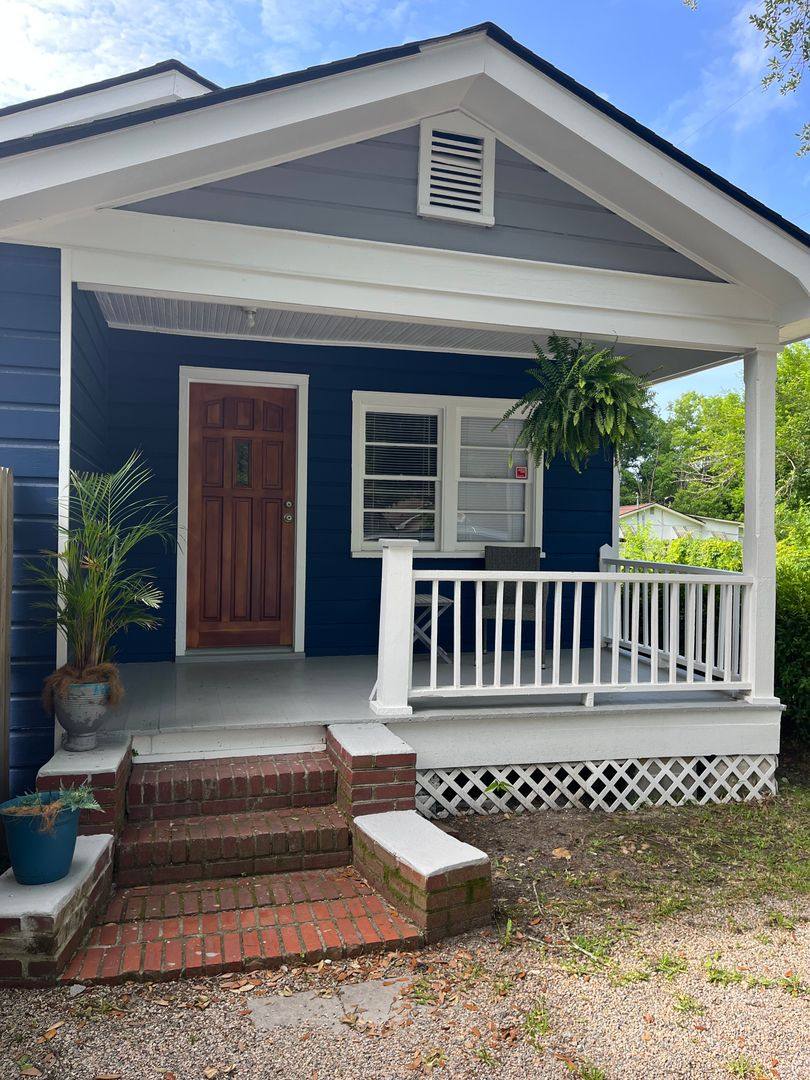 House for rent at 1434 Alma St, Charleston, SC 29407