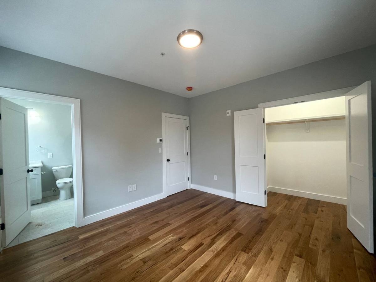 Townhouse for rent at 201 Boylston St, Brookline, MA 02445