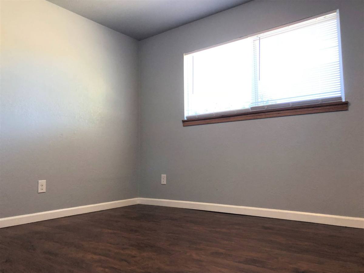 Apartment for rent at 180 Garland Way N, Salem, OR 97303