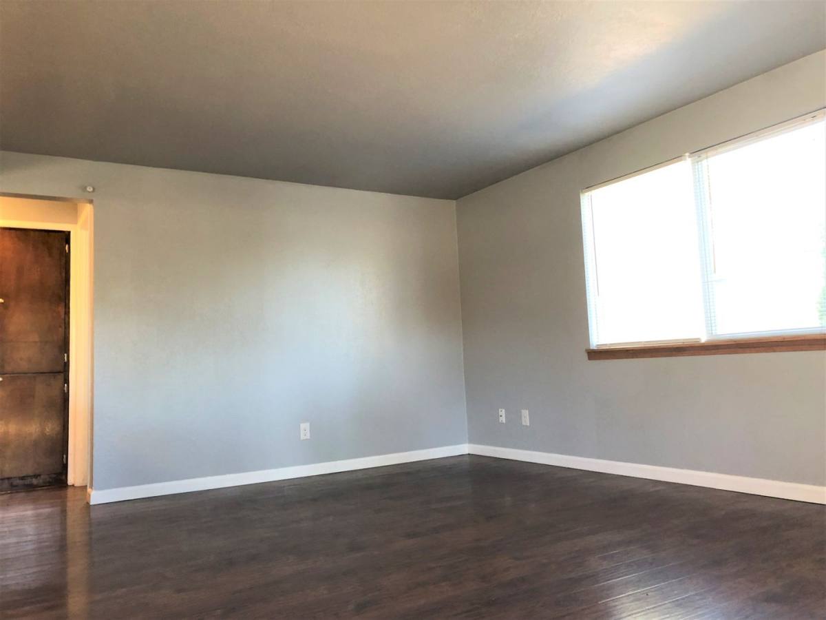Apartment for rent at 180 Garland Way N, Salem, OR 97303