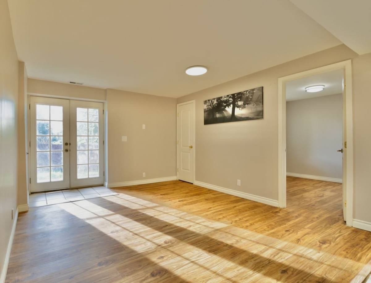 Townhouse for rent at 17305 Dayton Ave N, Seattle, WA 98133