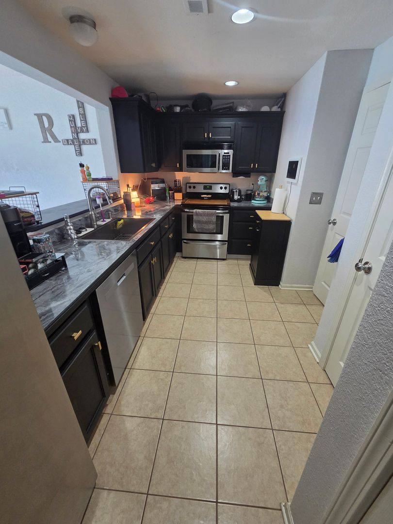 Townhouse for rent at 2007 Quail Run, Junction City, KS 66441