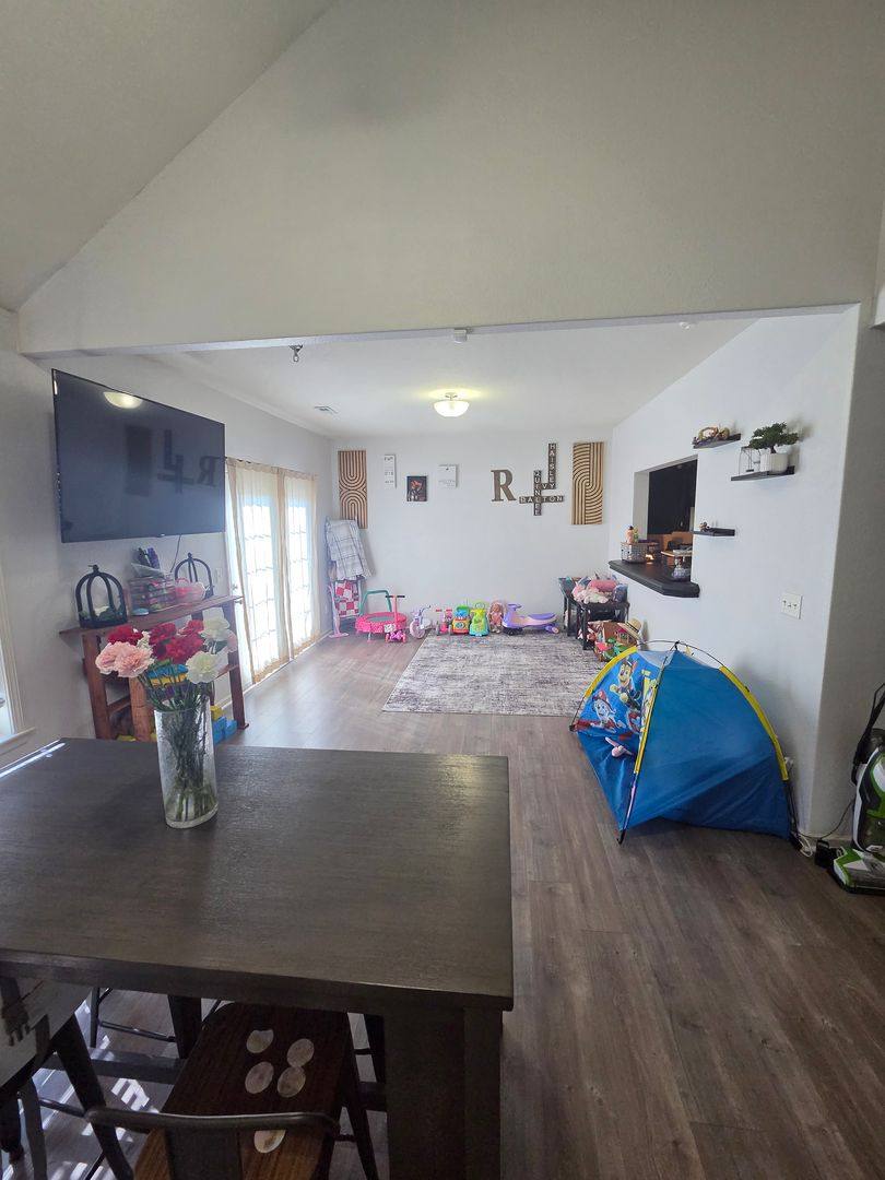 Townhouse for rent at 2007 Quail Run, Junction City, KS 66441